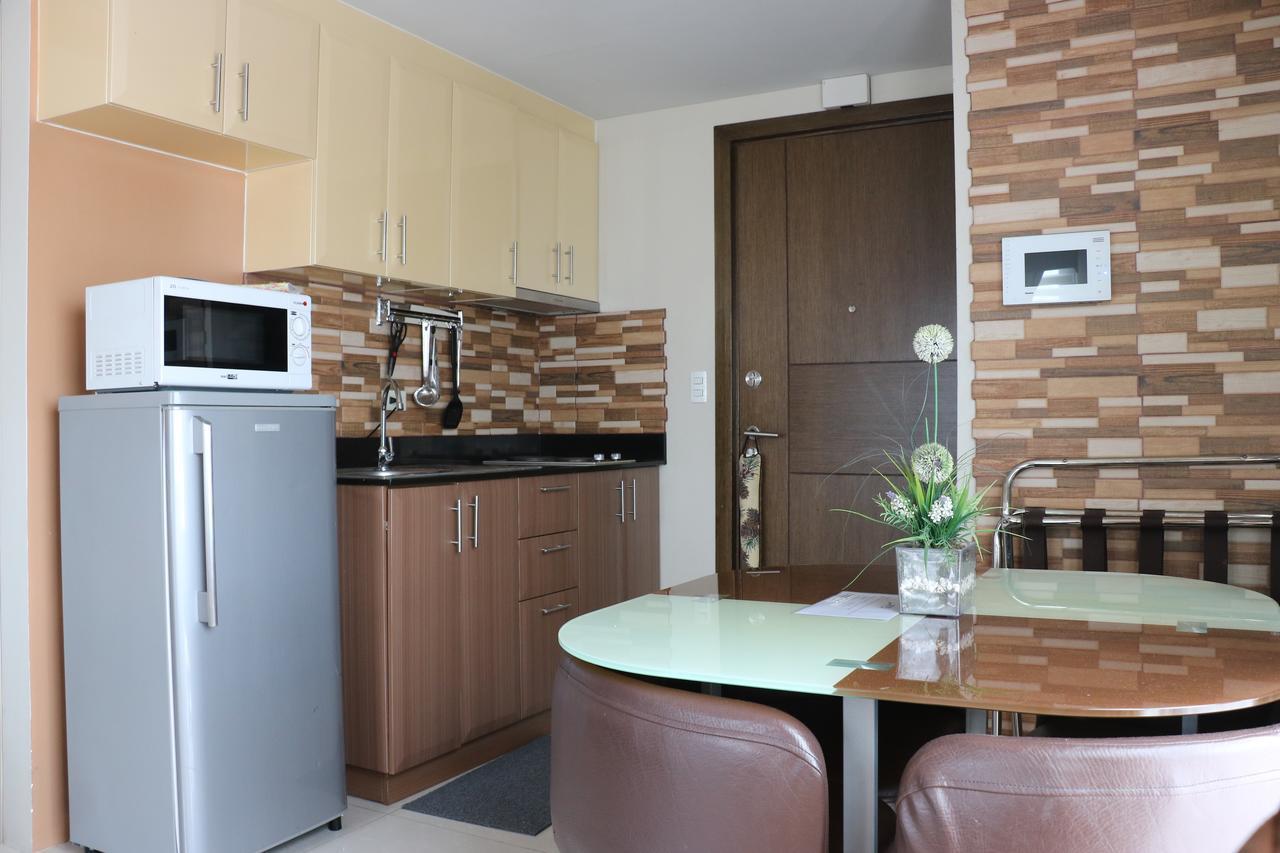 One Palm Tree Villas มะนิลา ภายนอก รูปภาพ